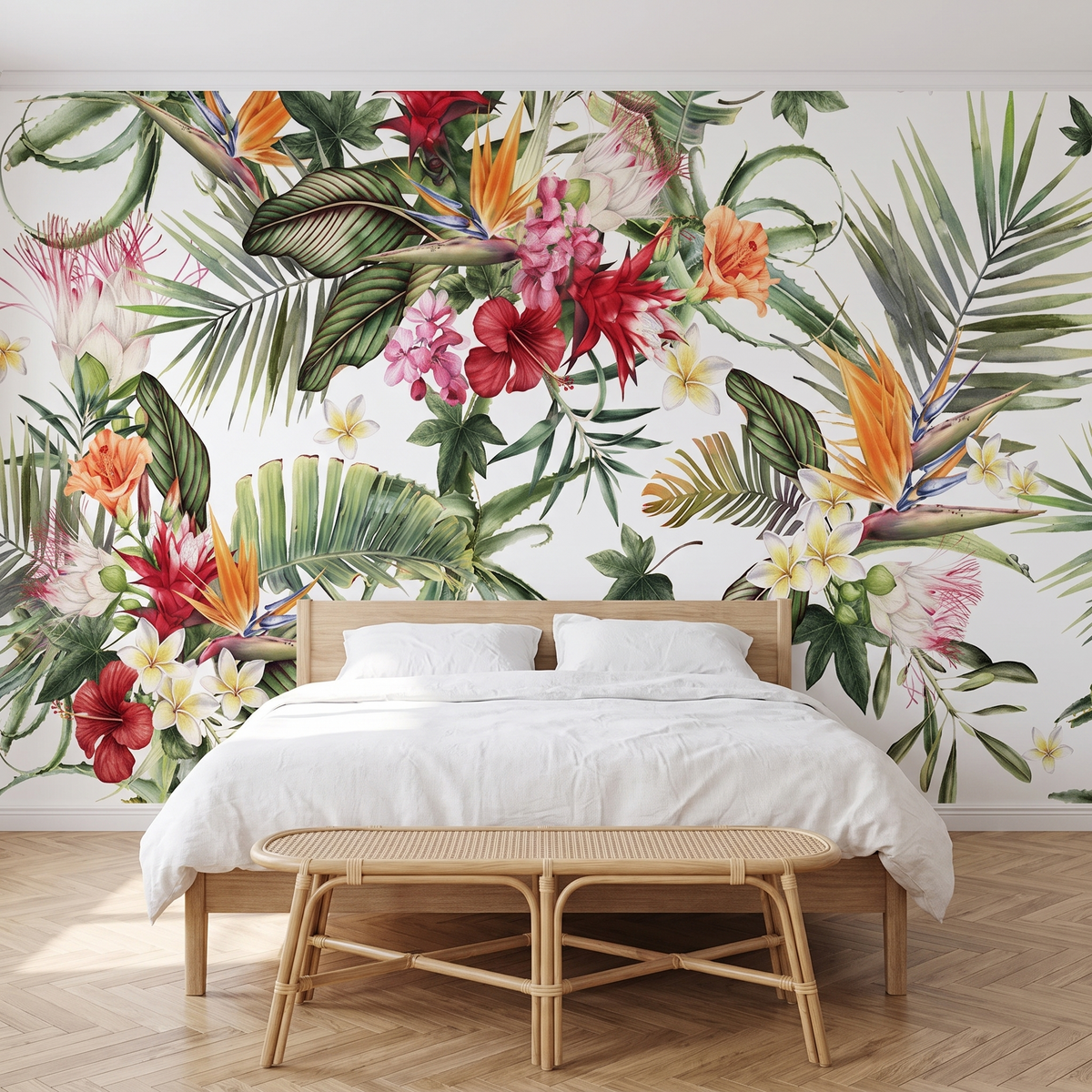 Papier peint panoramique Hibiscus et oiseaux de paradis posé du sol au plafond dans une chambre