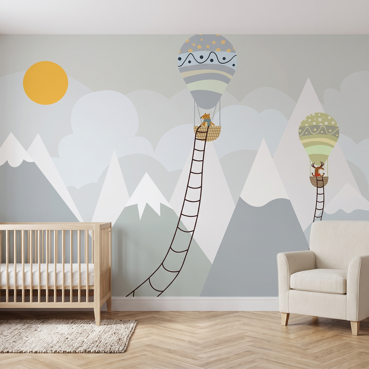 Papier peint panoramique Montagnes et montgolfières, pastel posé du sol au plafond dans une chambre de bébé